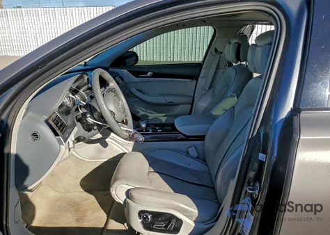 2013 Audi S8 Quattro z USA, uszkodzony, nr VIN WAUD2AFD4DN007731